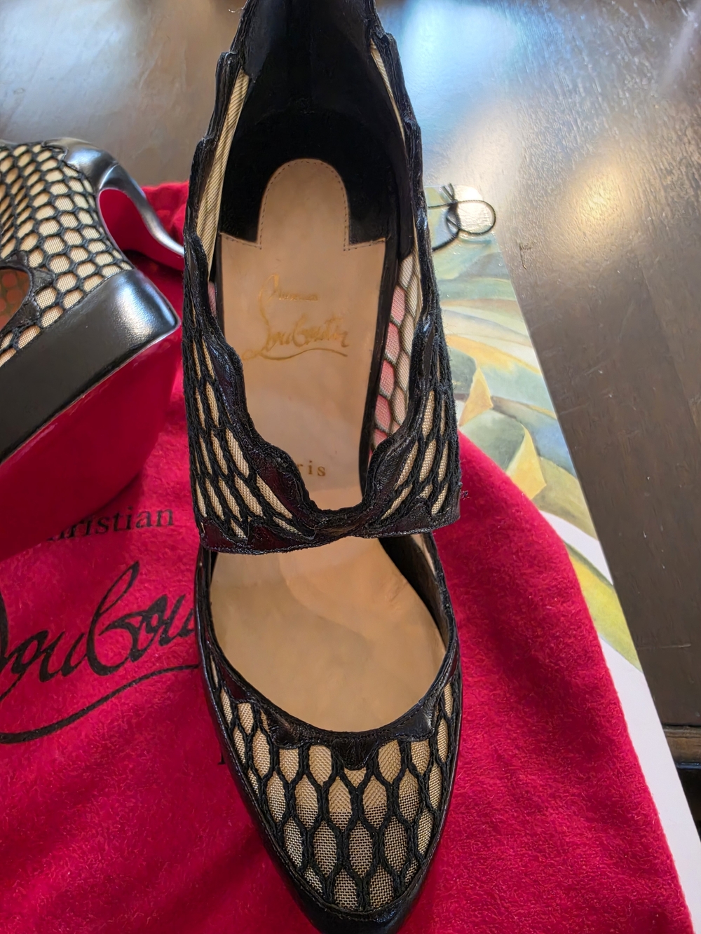 Authentic Christian Louboutin Black Mesh Scallop High-Heel Pumps - Picture 7 of 15